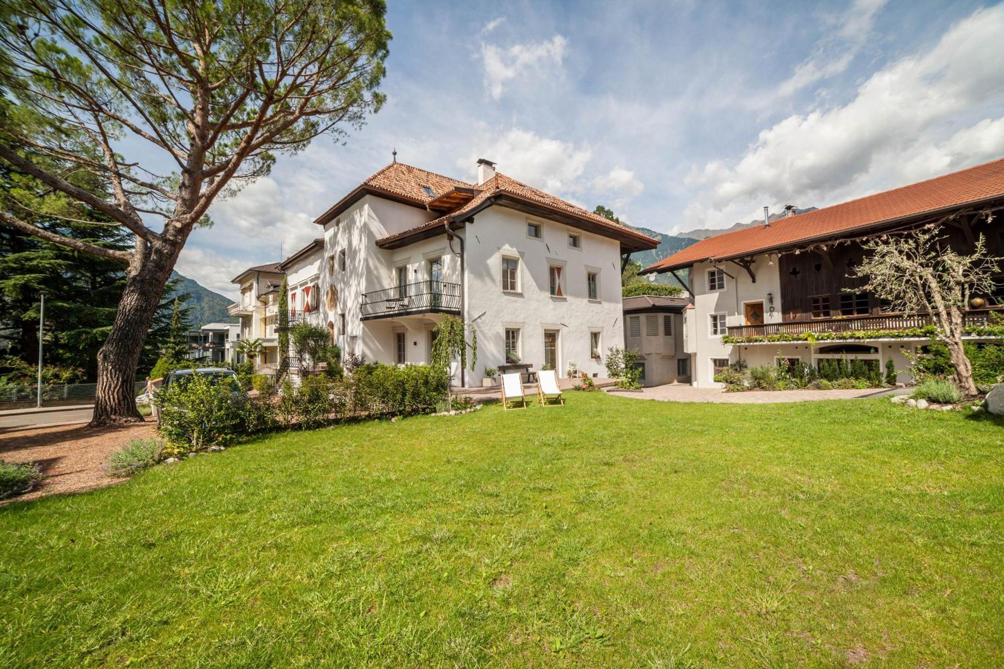 Ansitz Layshof Apartment Turm Мерано Екстериор снимка