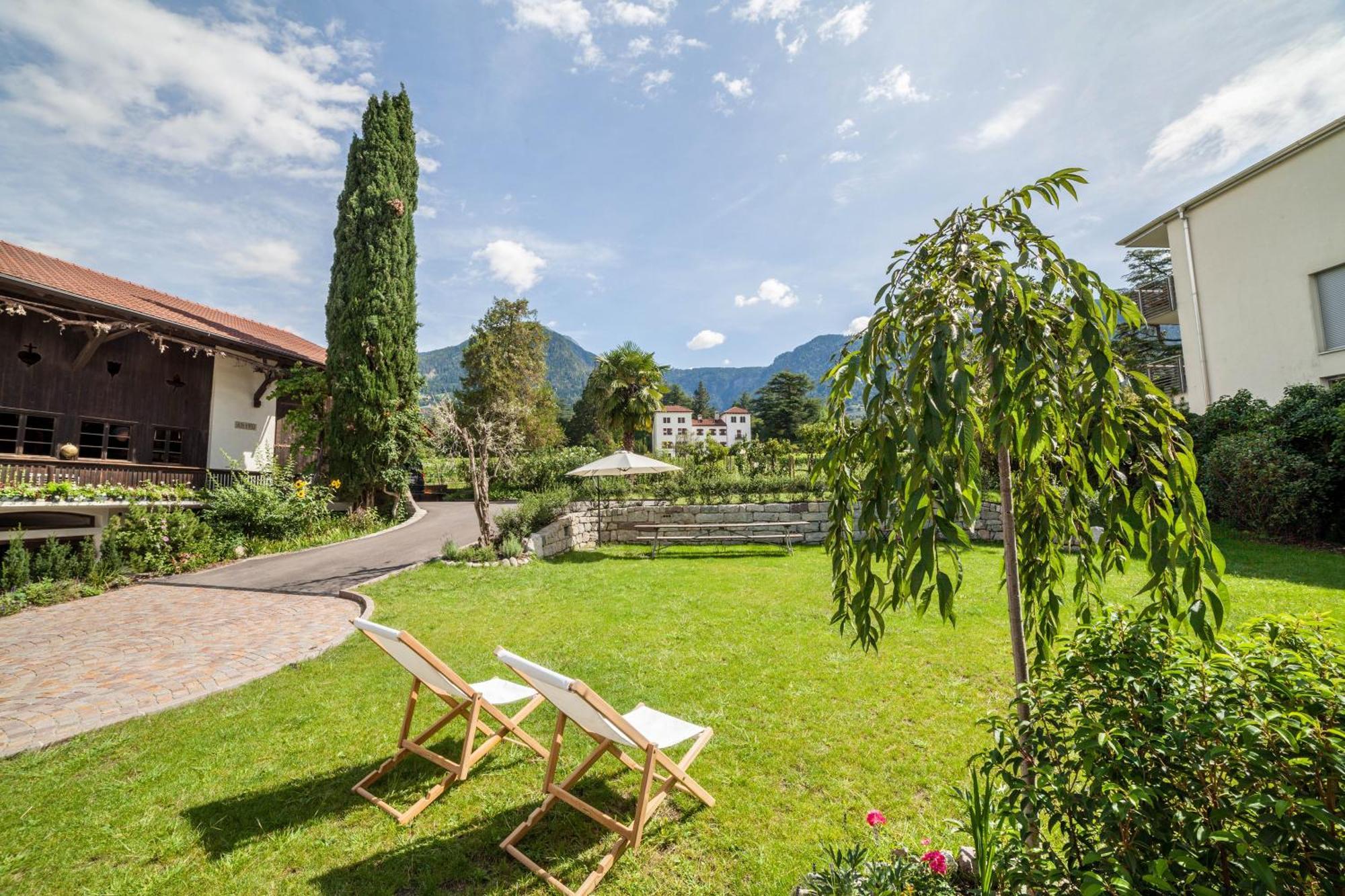 Ansitz Layshof Apartment Turm Мерано Екстериор снимка